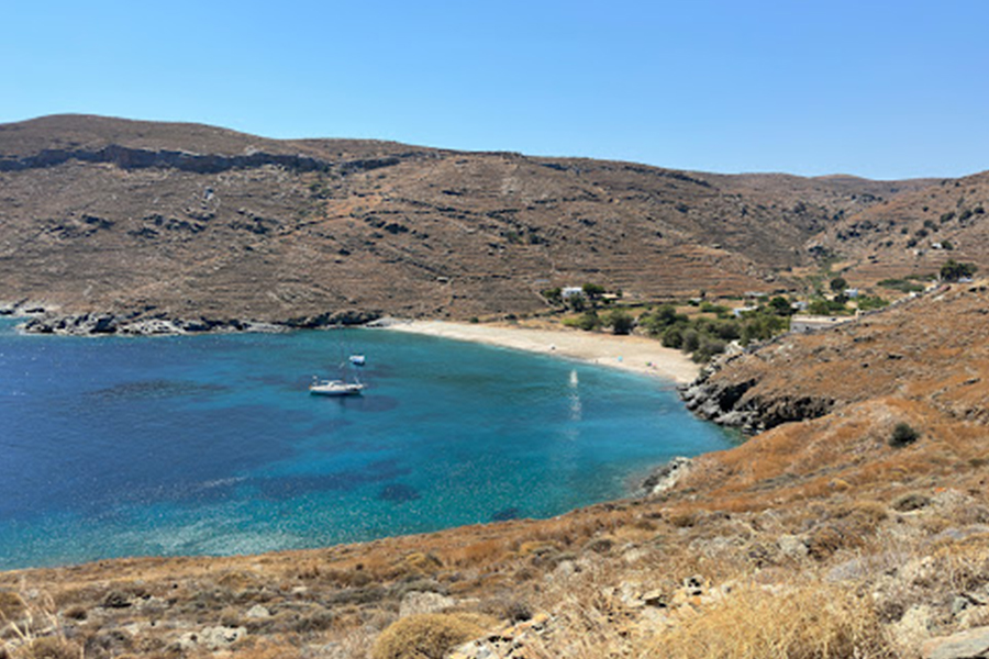 paralia-gaidouromantra-plakares